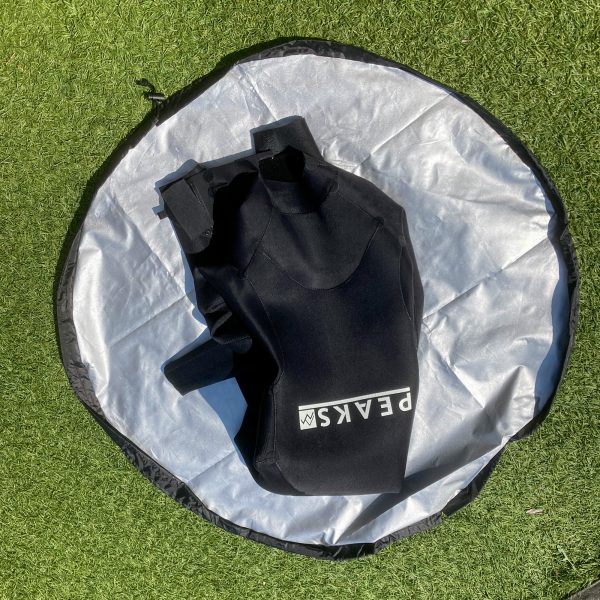 Peaks wetsuit changing mat diameter 90cm